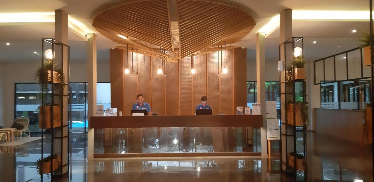 Grand Cordela Hotel As Putra Kuningan Exterior foto